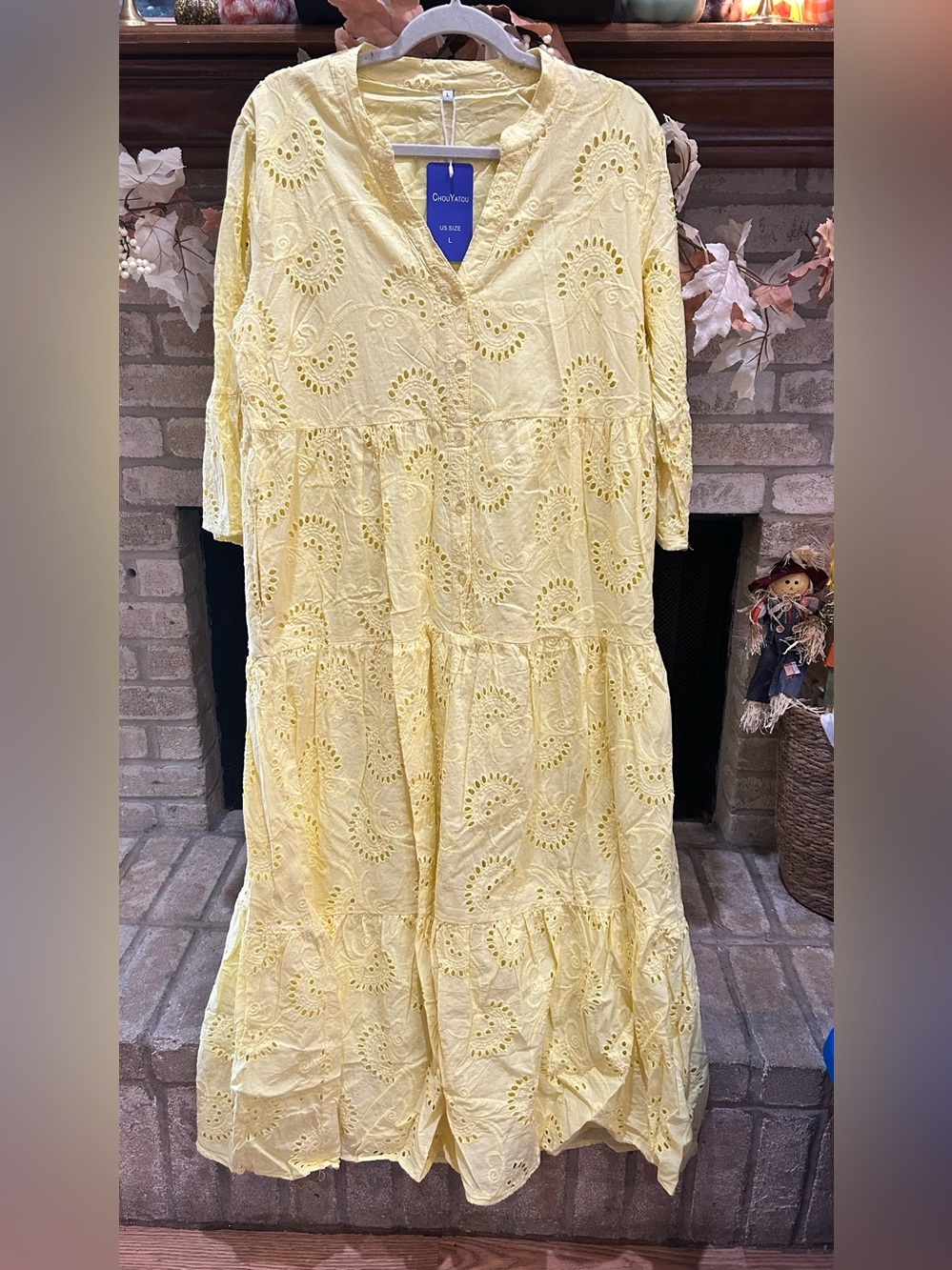 Yellow Eyelet Tiered Maxi Dress - Relaxed V-Neck EUC